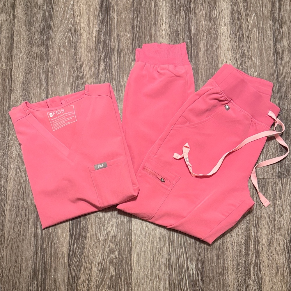 Women’s Figs Pink Scrubs Set Petite X Small
